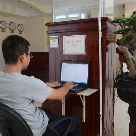 Nguyet Van Hotel Хошимин Екстериор снимка