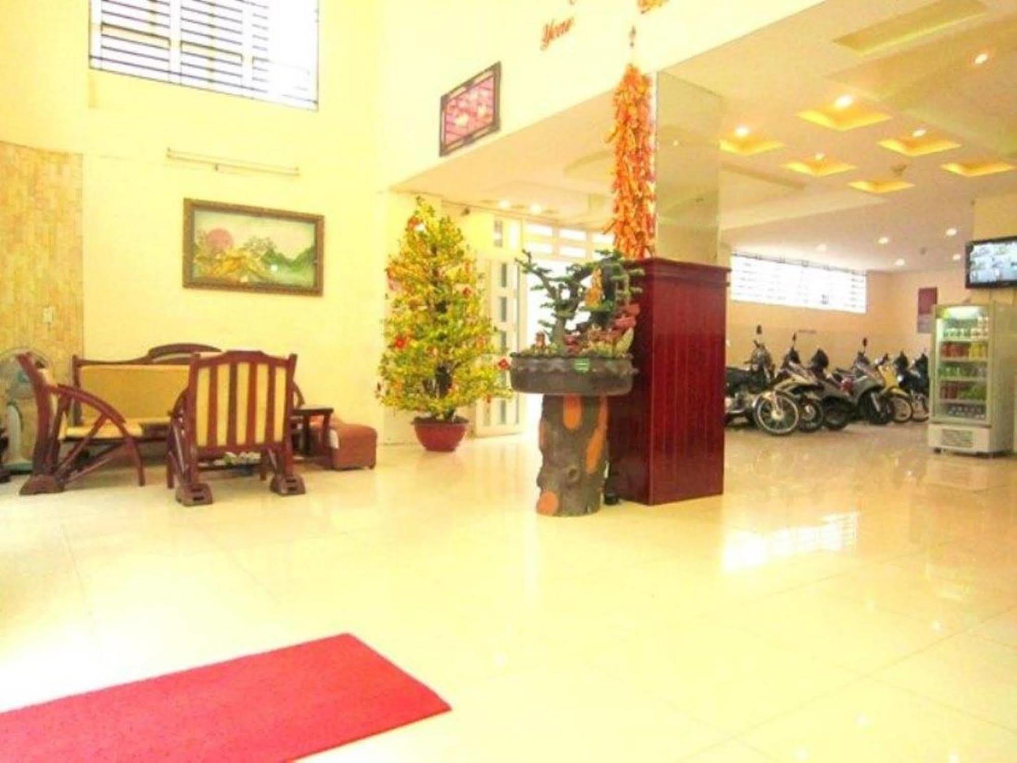 Nguyet Van Hotel Хошимин Екстериор снимка